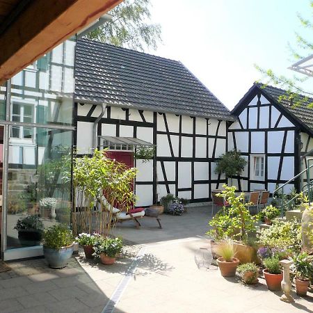Ferienhaus Im Fachwerkhof 'Haus In Bewegung' Seelscheid Экстерьер фото