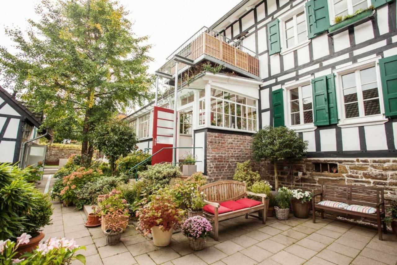 Ferienhaus Im Fachwerkhof 'Haus In Bewegung' Seelscheid Экстерьер фото