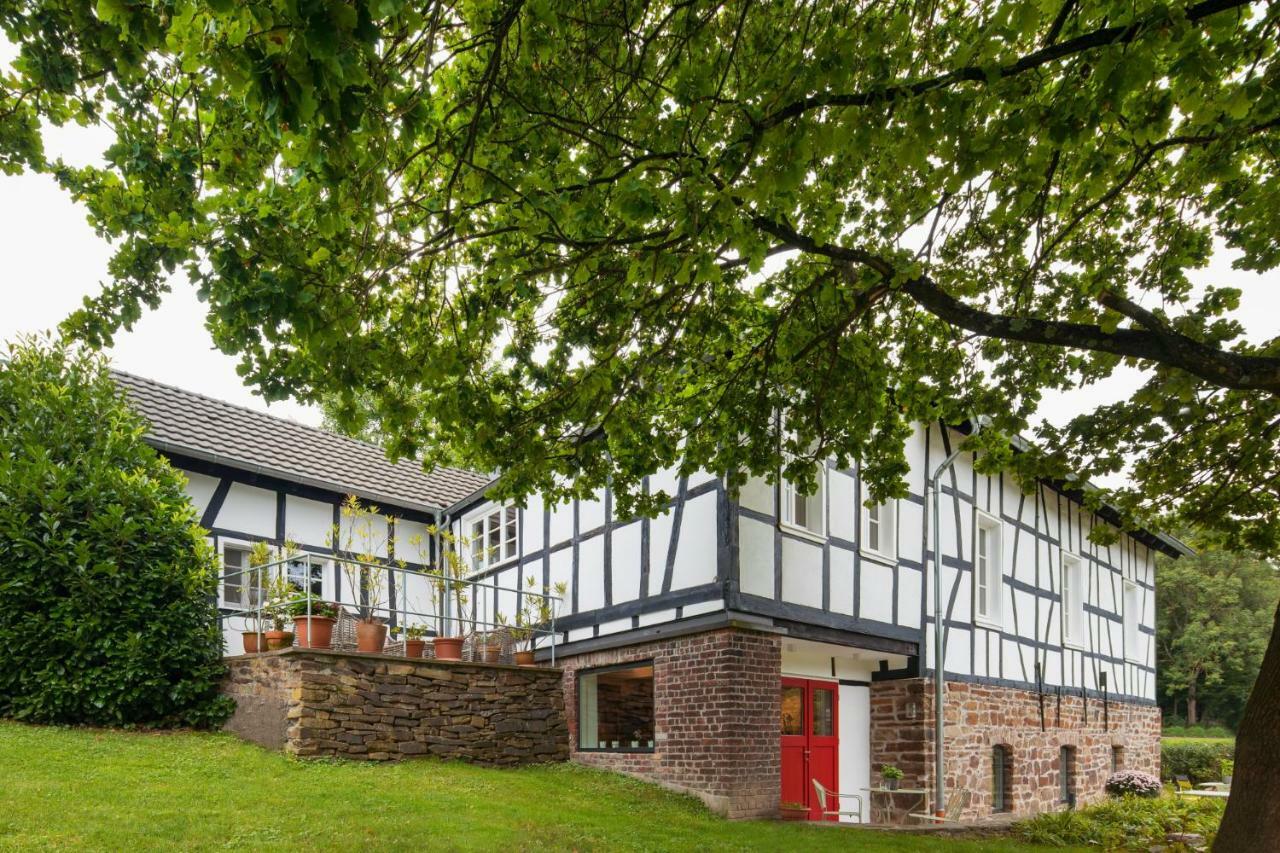 Ferienhaus Im Fachwerkhof 'Haus In Bewegung' Seelscheid Экстерьер фото